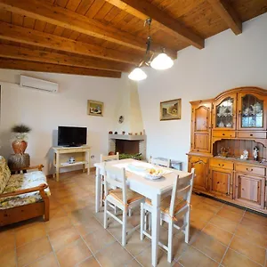 Apartment L'oliveto, Nuxis