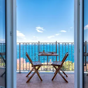 Apartment “cielo E Mare”, Casetta Nel Cuore Del Borgo Antico / “sky & Sea”, Charming In The Heart Of Old Village, Castelsardo